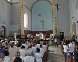 Dezembro - Igreja de Santa Teresa e Santa Teresinha - BH/MG